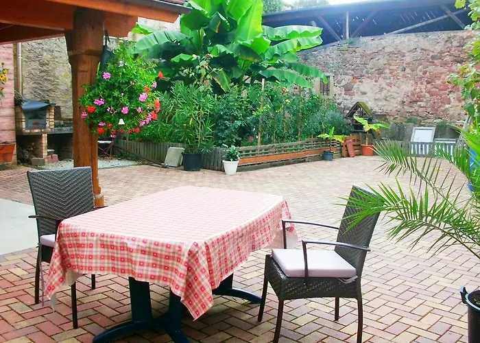 Feriehus Dans Cite Medievale Boersch